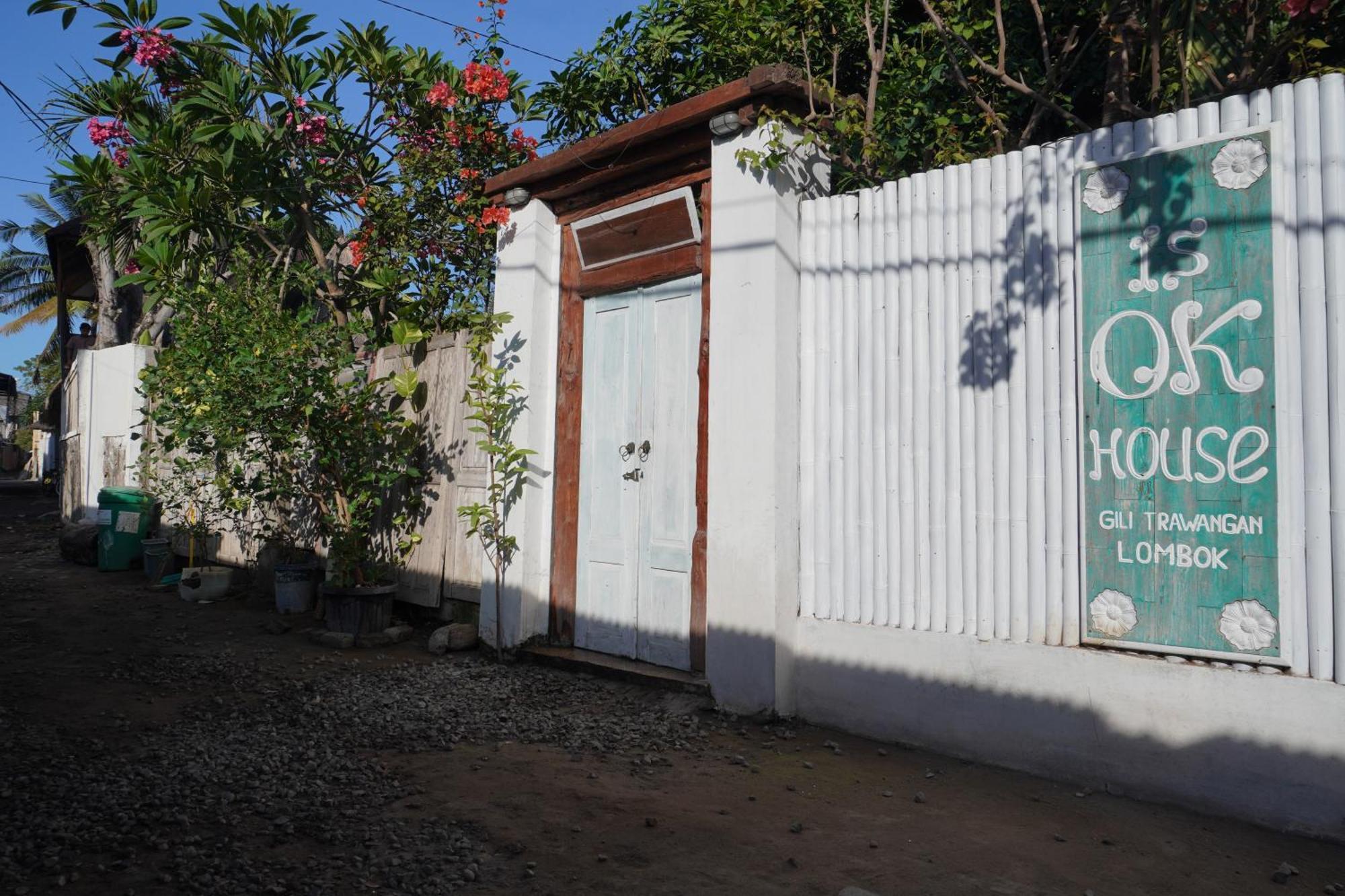 Is Oke House Villa Gili Trawangan Eksteriør billede